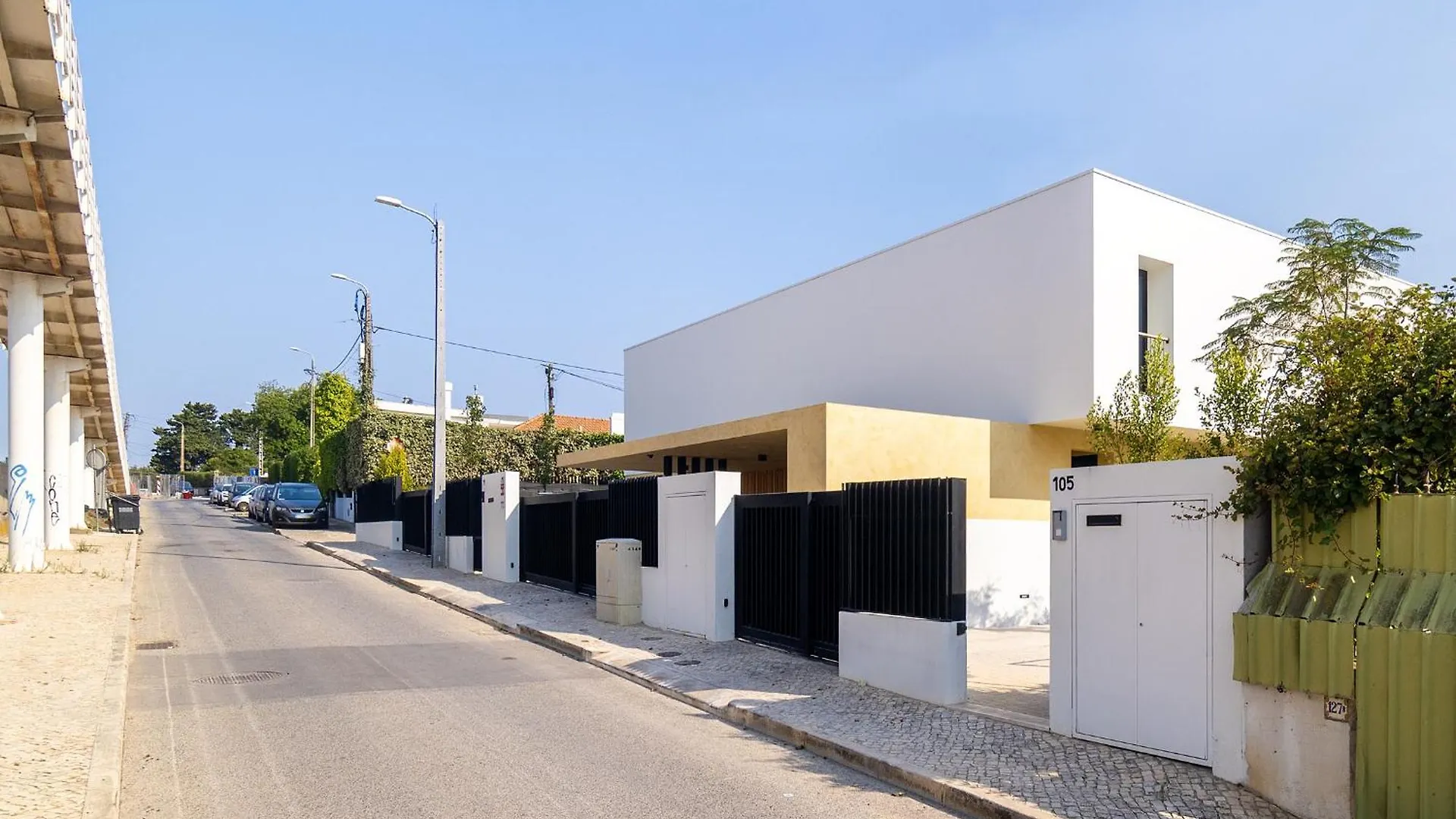 Whome Beachside Bliss In Carcavelos, 1Br With Patio & Parking Carcavelos  Carcavelos (Lisbon)